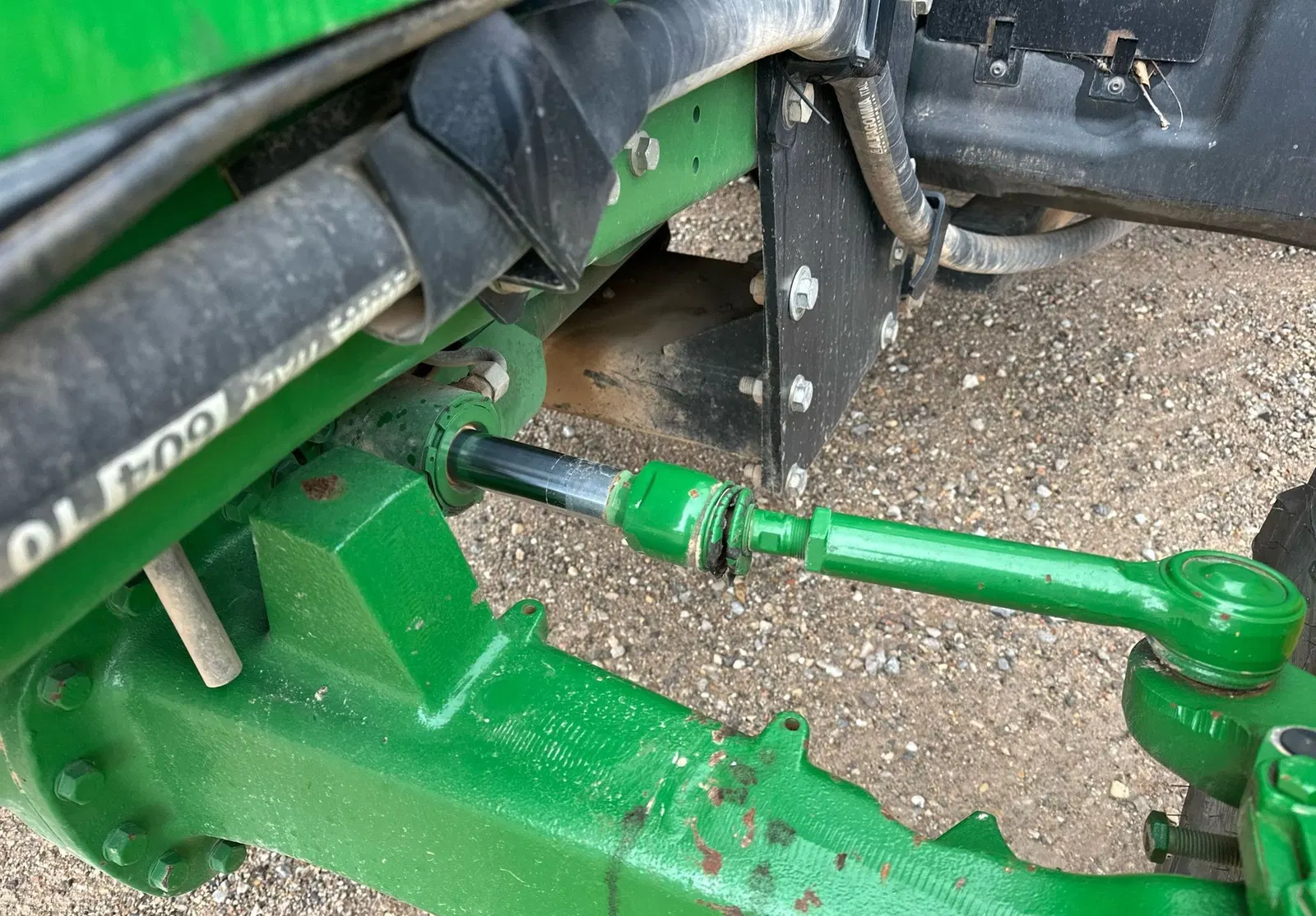 2017 John Deere 6110M