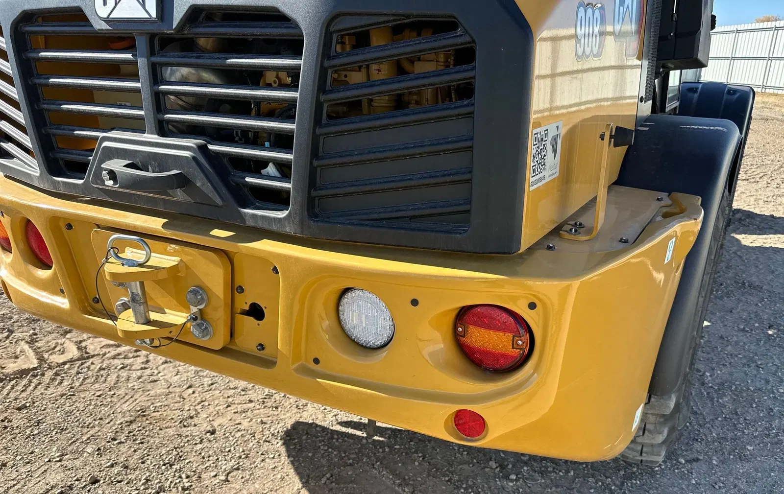 2023 Caterpillar 908