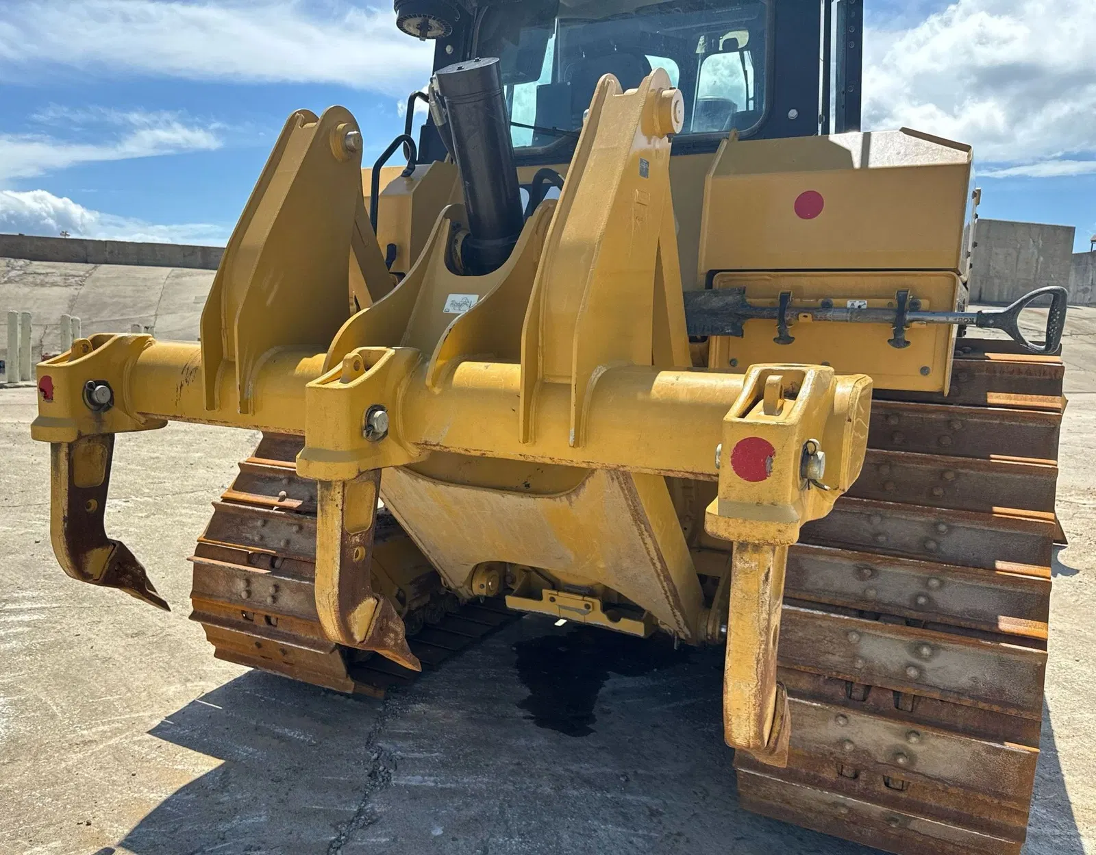 2023 Caterpillar D6