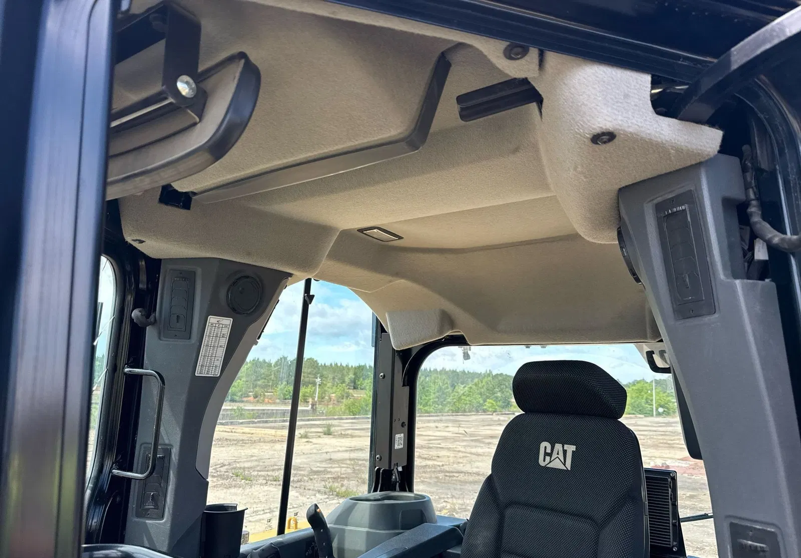 2023 Caterpillar D6