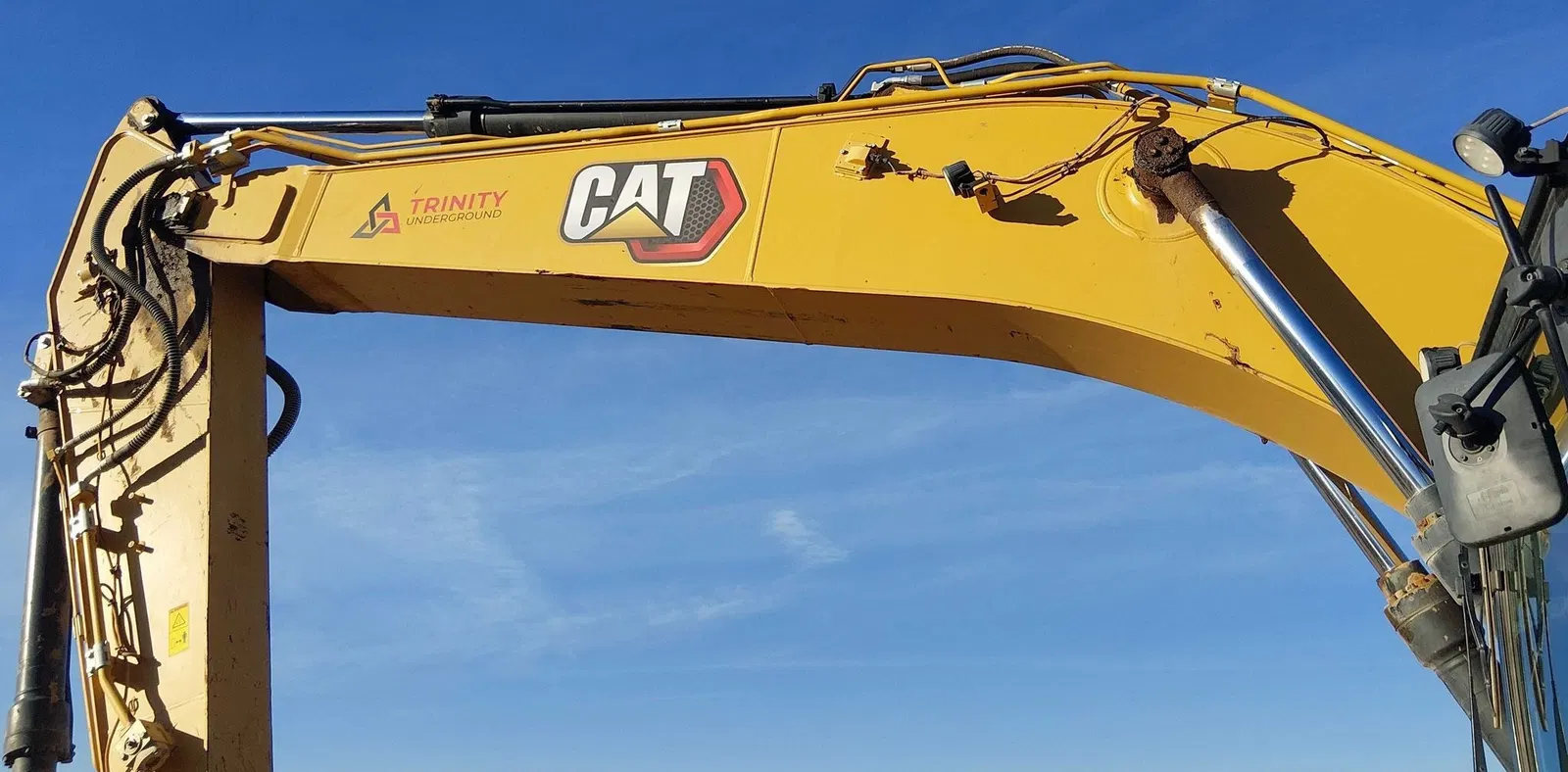 2022 Caterpillar 320