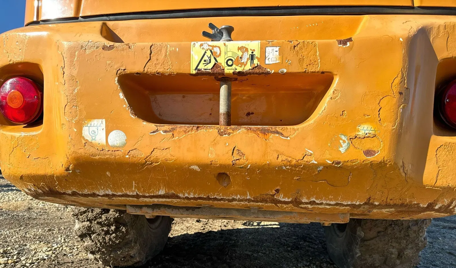 2016 Case 321F