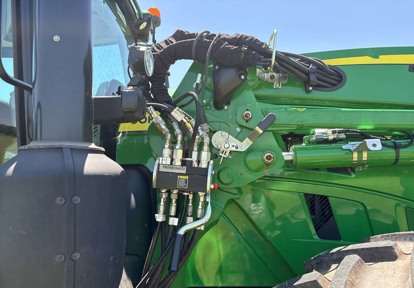 2024 John Deere 6R