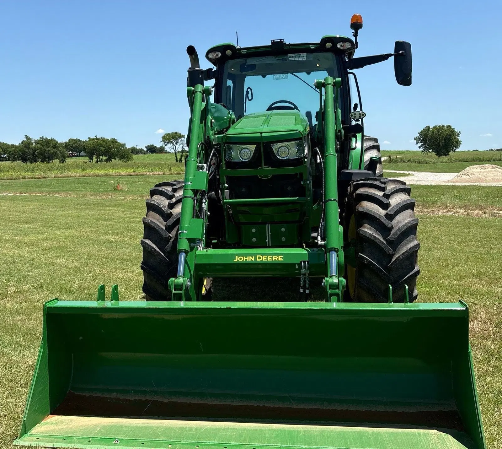 2024 John Deere 6R