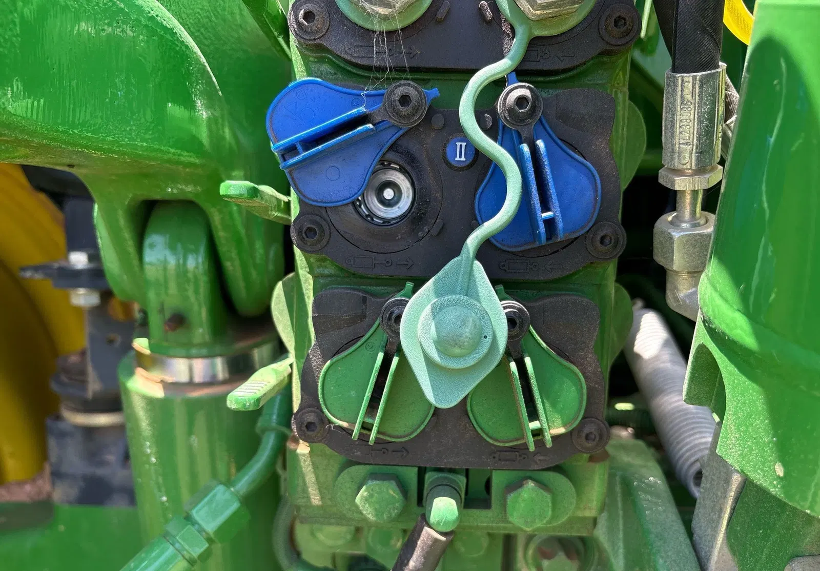 2024 John Deere 6R