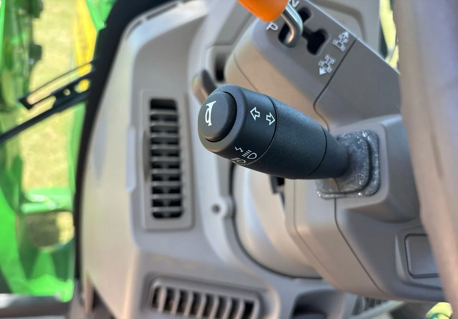 2024 John Deere 6R