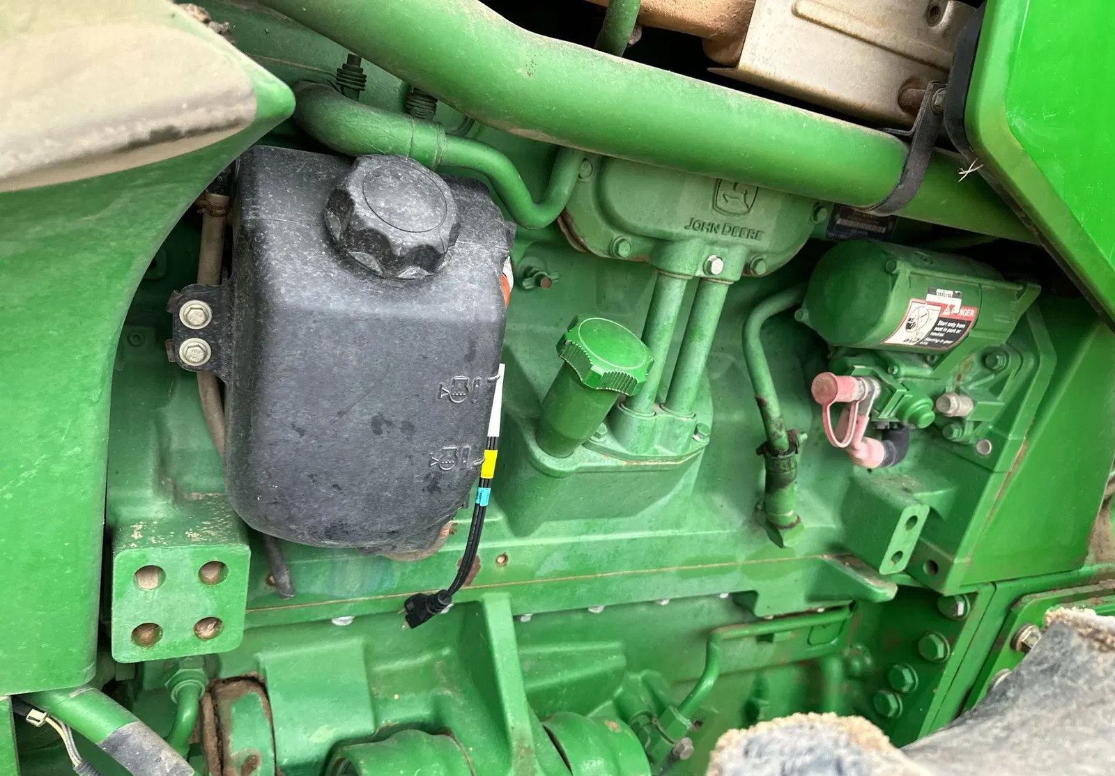 2010 John Deere 8320R