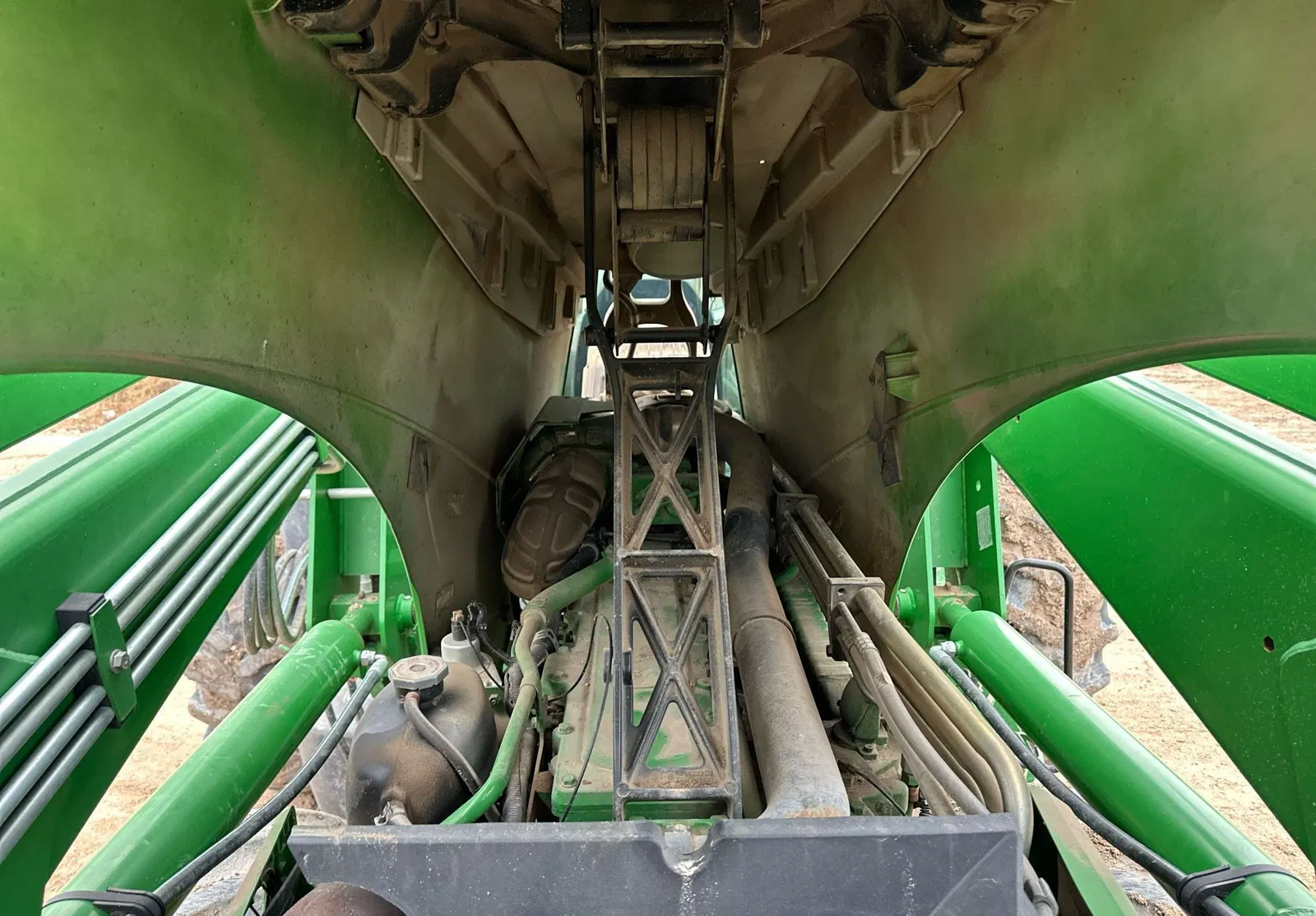 2010 John Deere 8320R