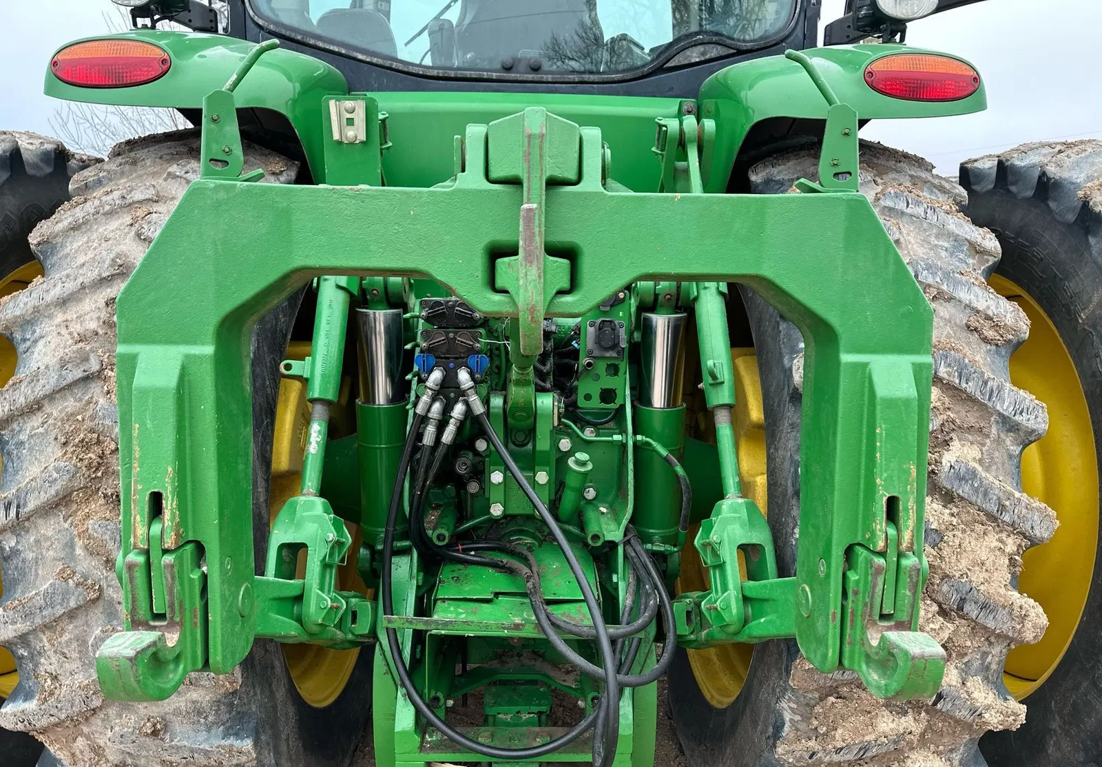 2010 John Deere 8320R