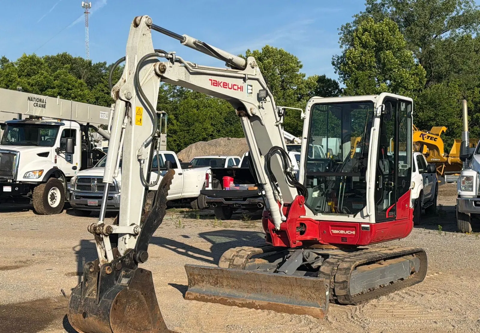 2024 Takeuchi TB250-2