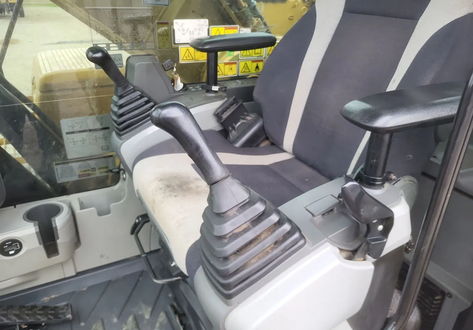 2016 Caterpillar 336FL