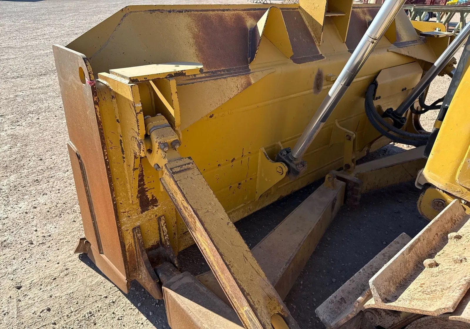 2014 Caterpillar D6T