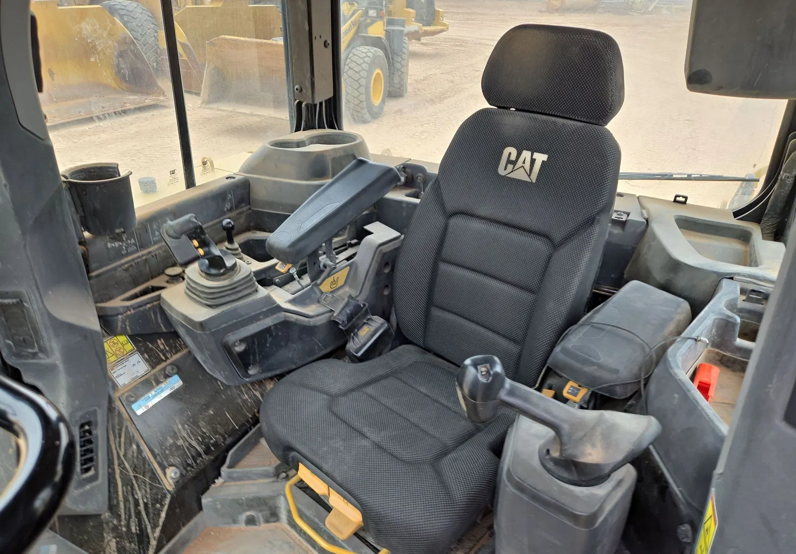2020 Caterpillar D6