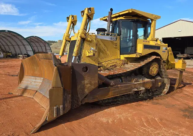 2005 Caterpillar D8T