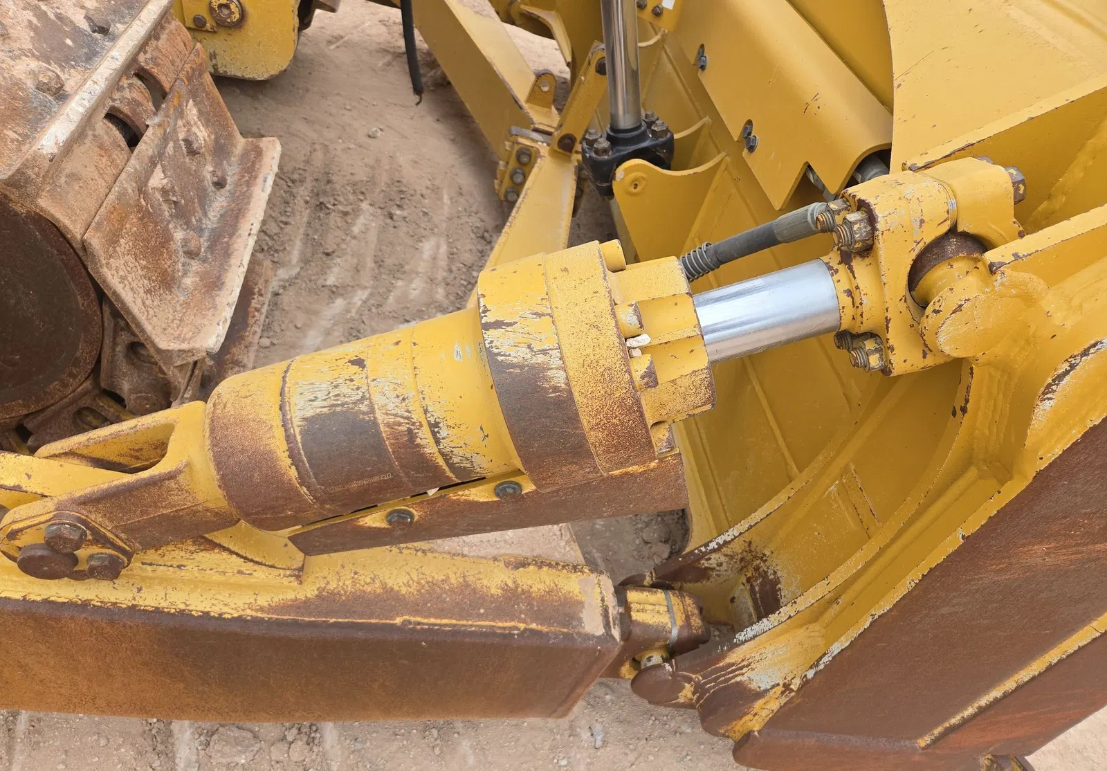 2020 Caterpillar D6