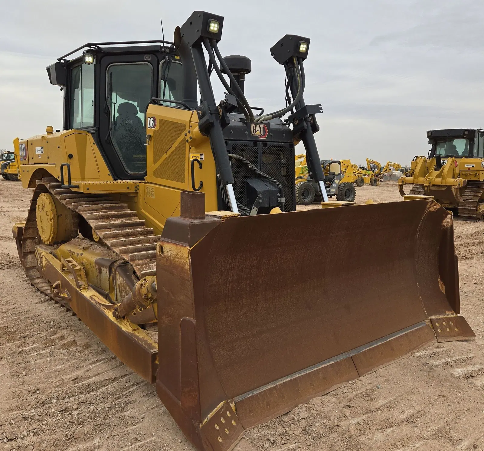 2020 Caterpillar D6