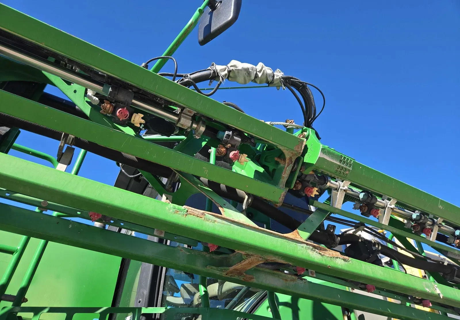 2016 John Deere R4045
