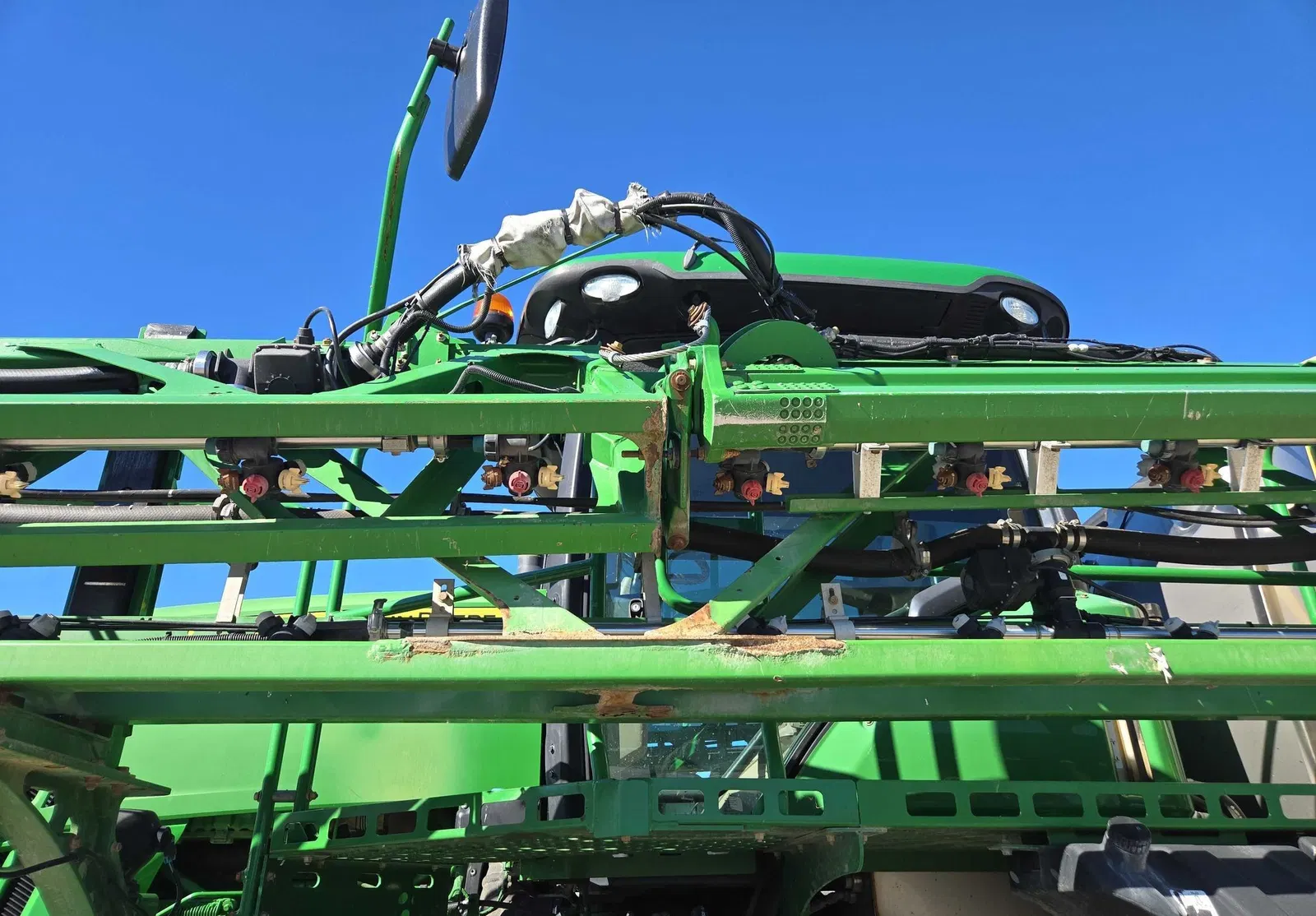 2016 John Deere R4045