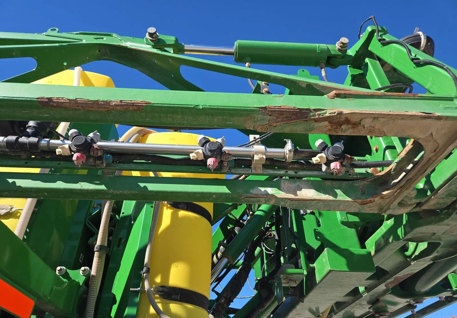 2016 John Deere R4045