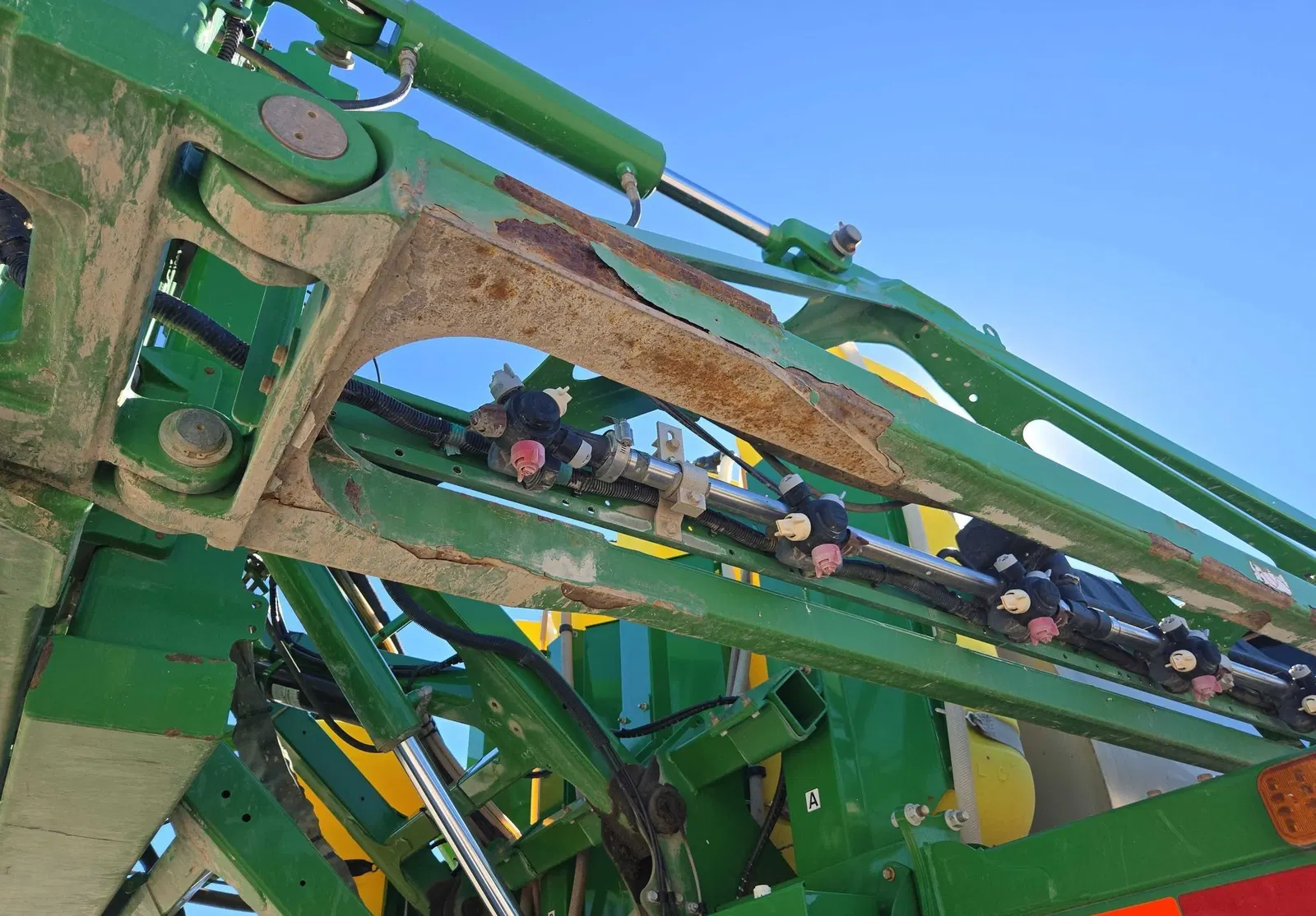 2016 John Deere R4045