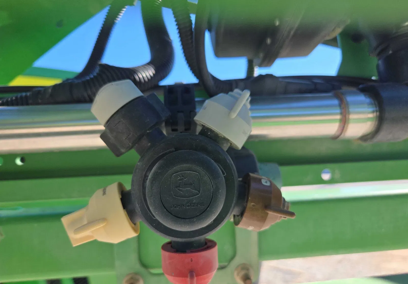 2016 John Deere R4045