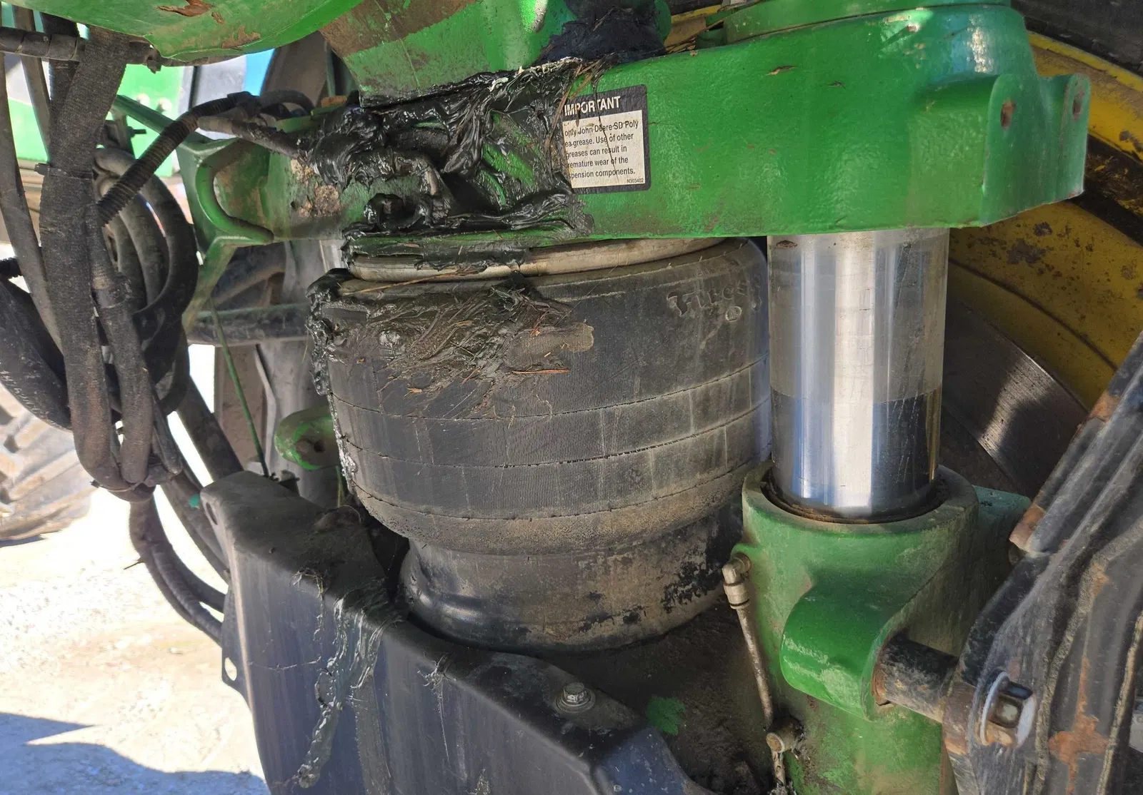 2016 John Deere R4045