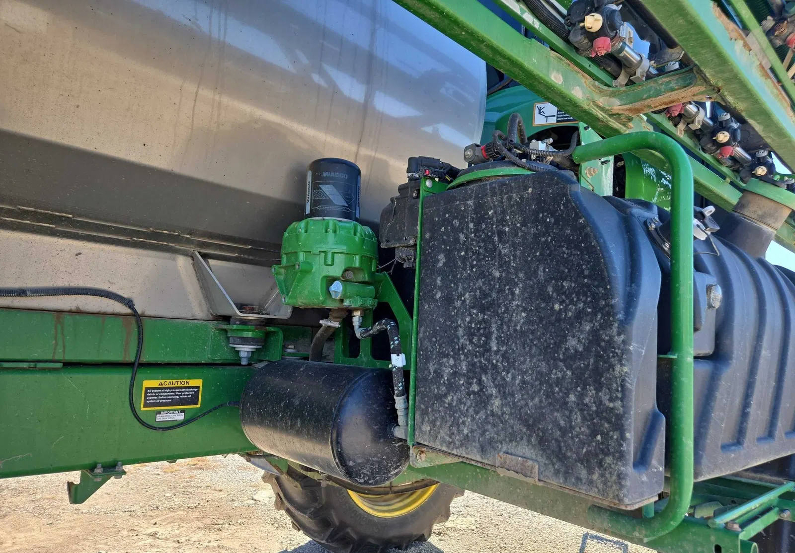 2016 John Deere R4045