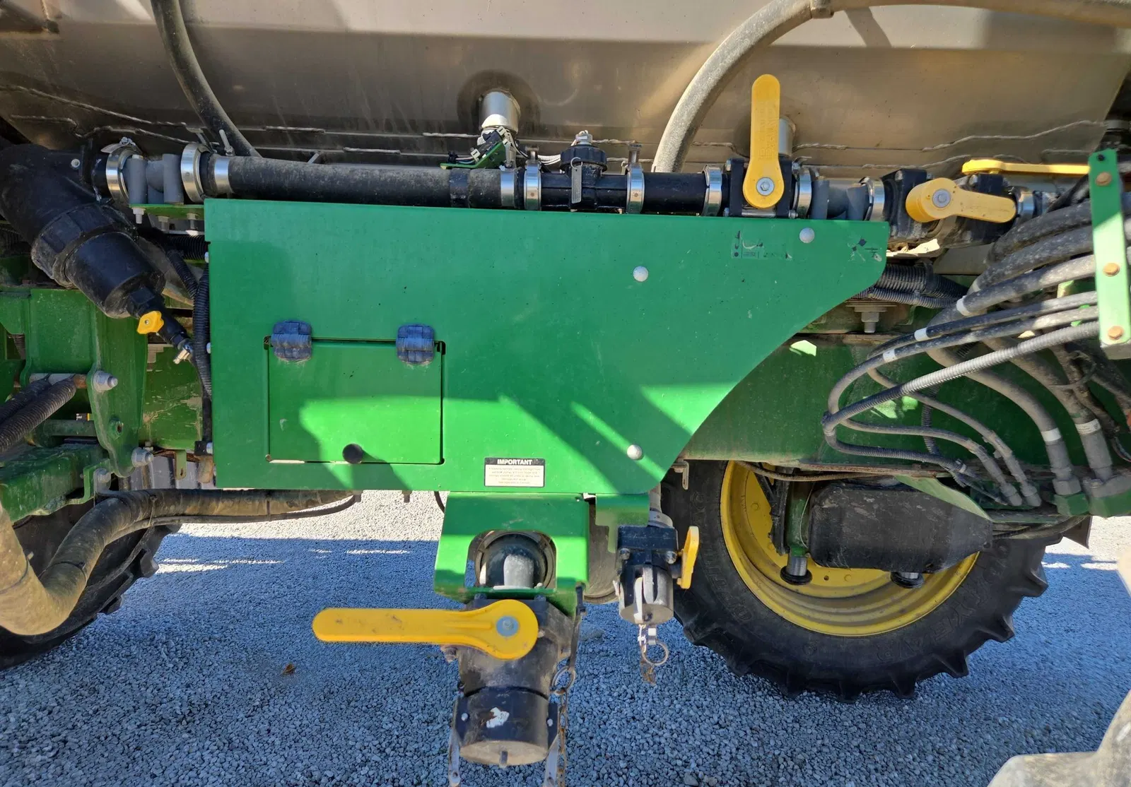 2016 John Deere R4045