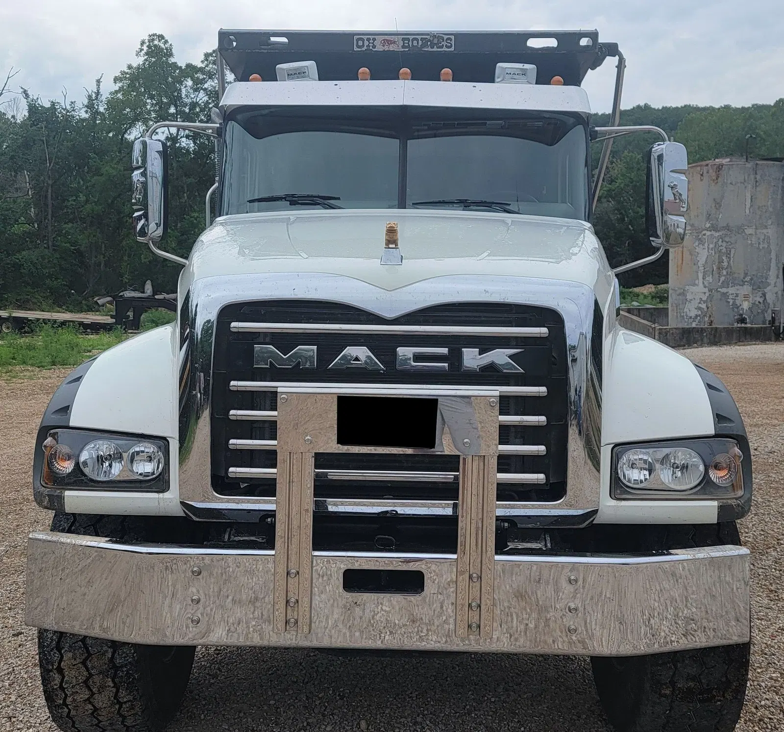 2021 Mack Granite