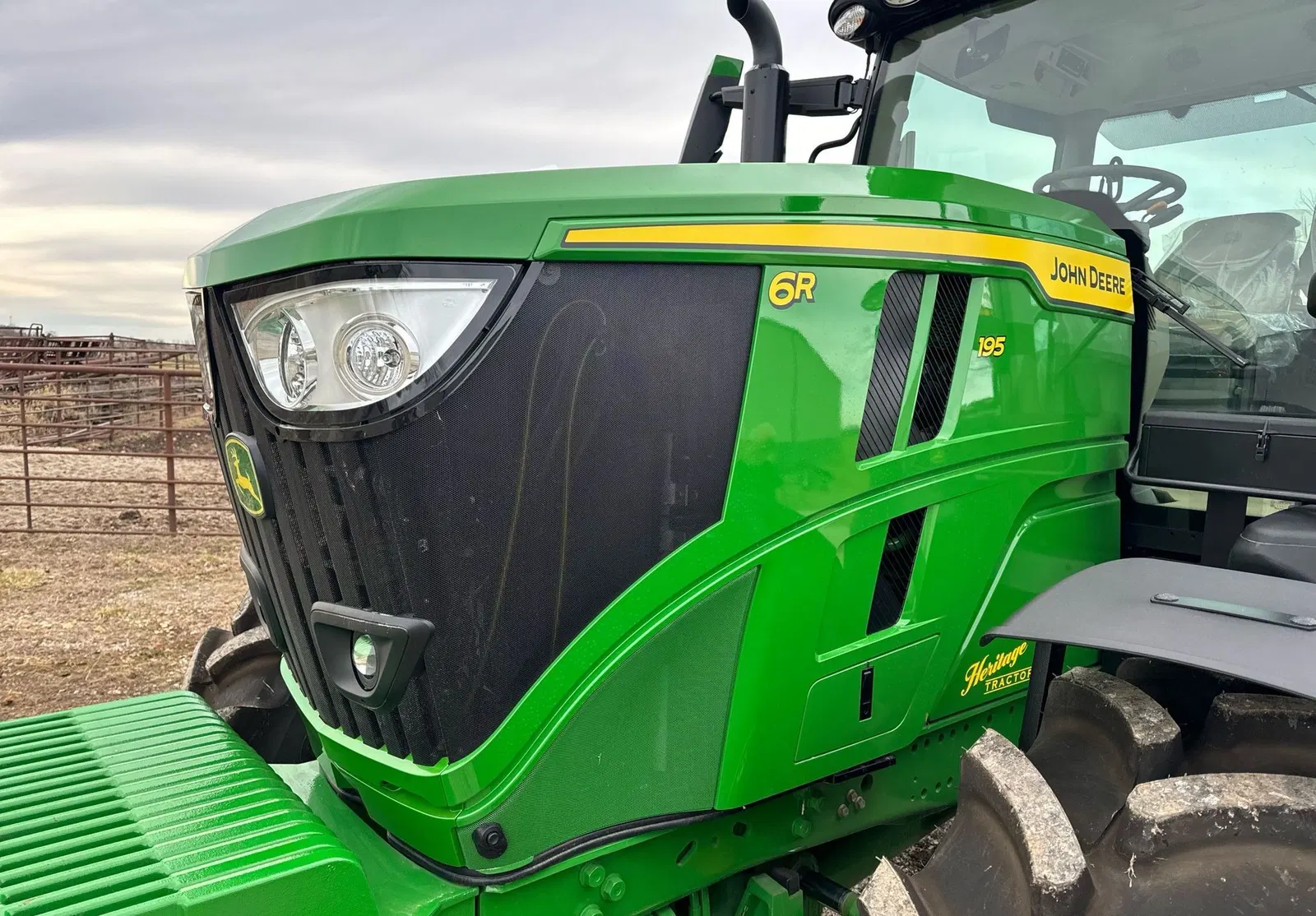 2022 John Deere 6R195