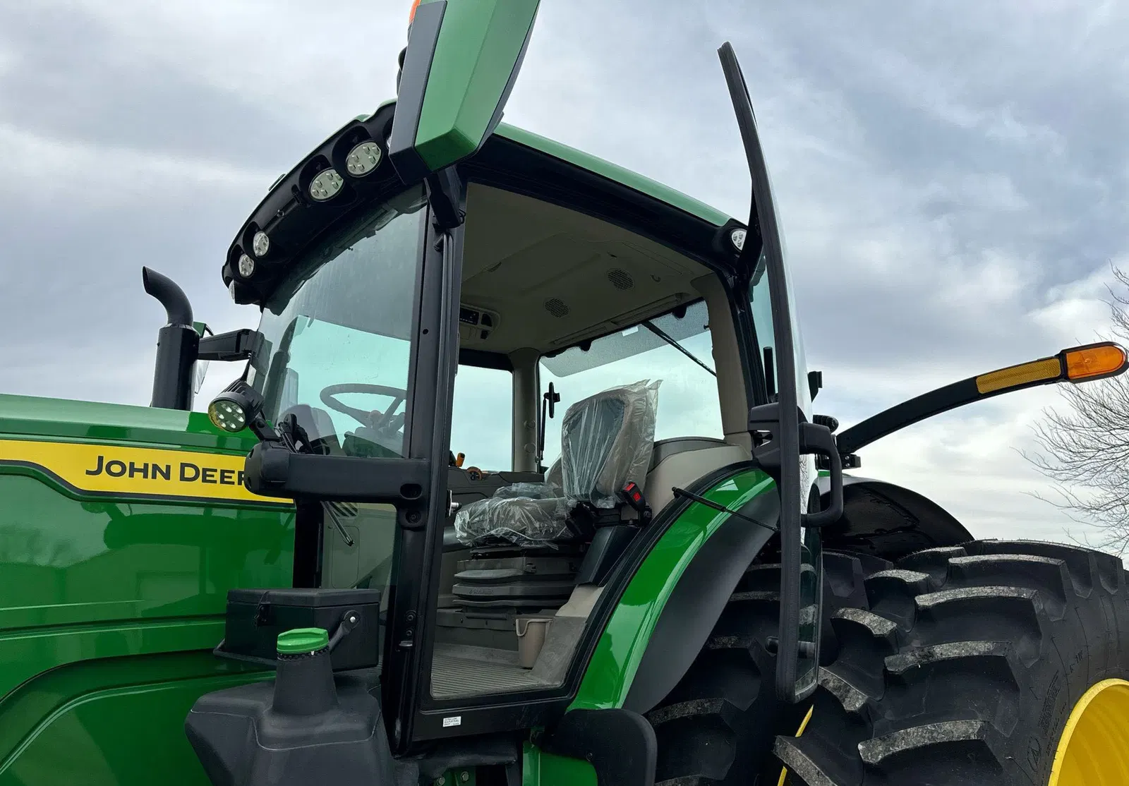 2022 John Deere 6R195