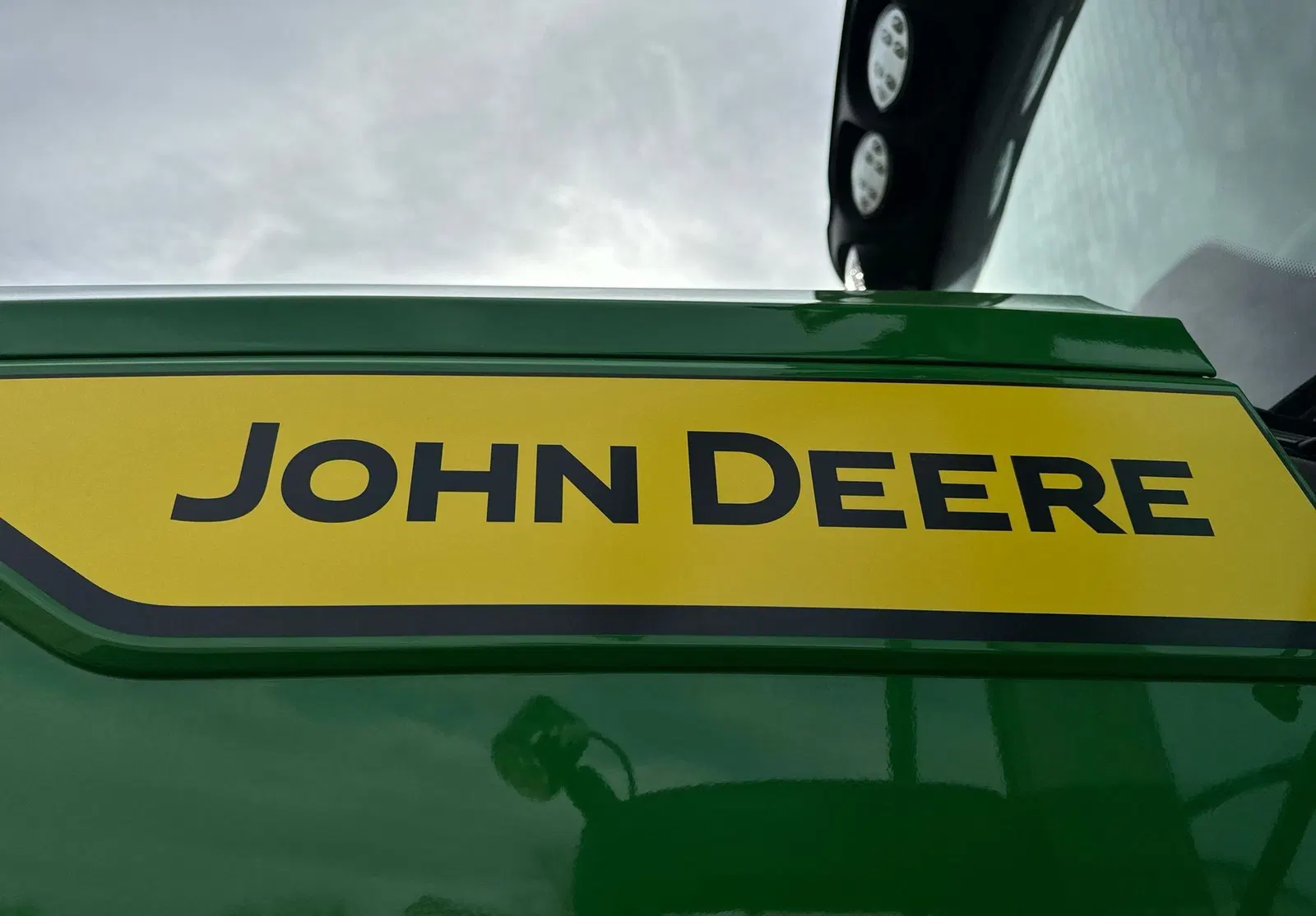 2022 John Deere 6R195