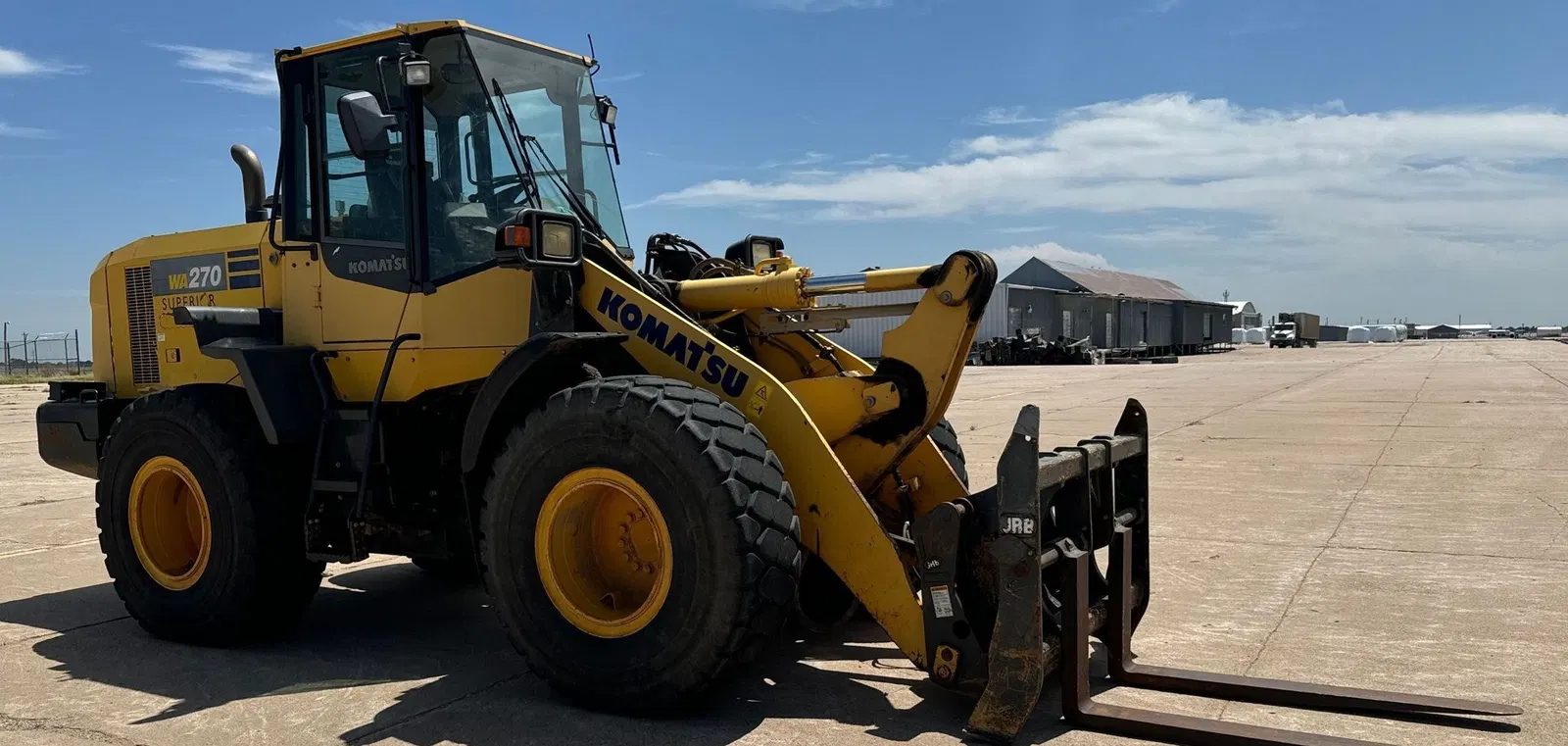 2014 Komatsu WA270-7