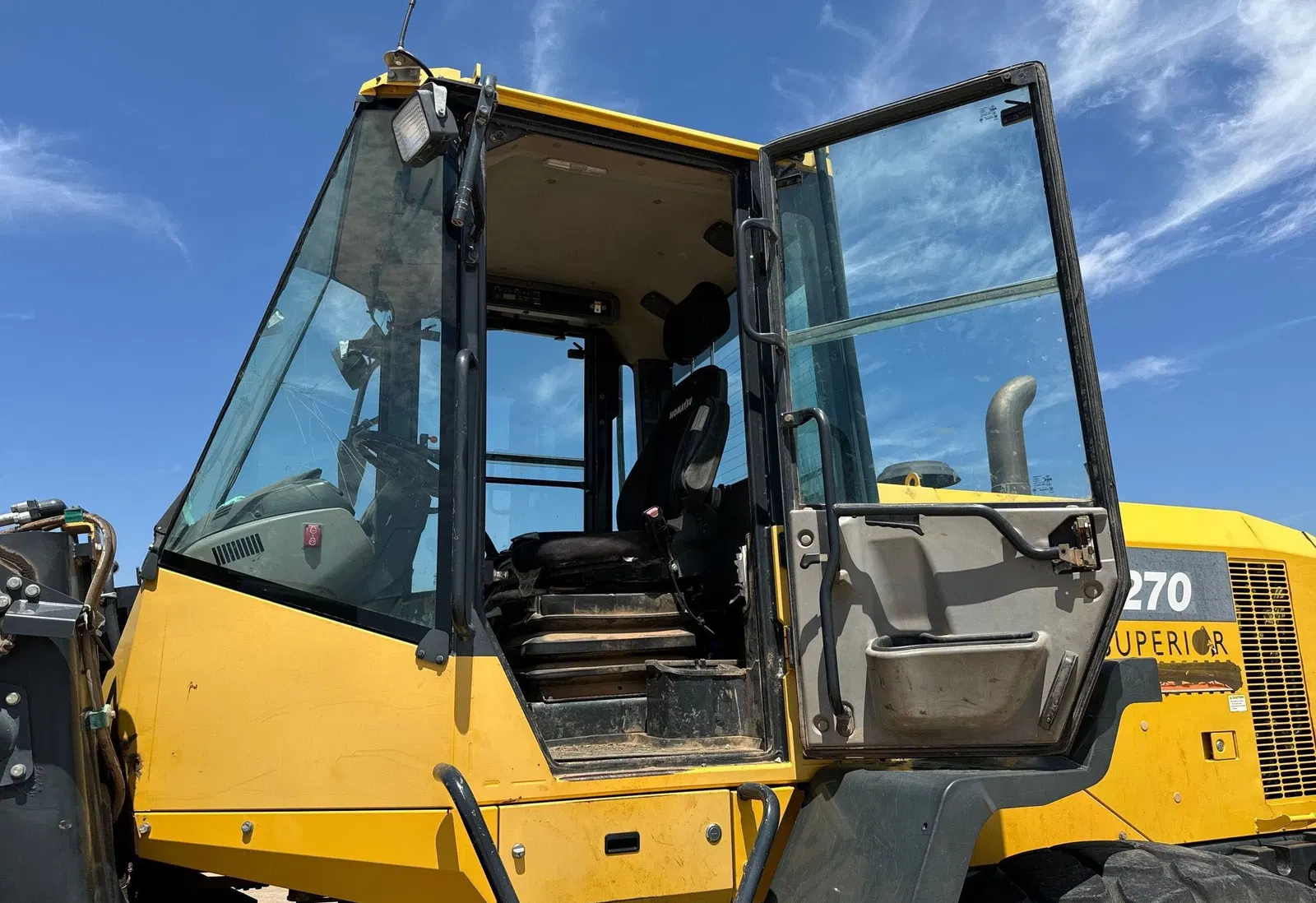 2014 Komatsu WA270-7