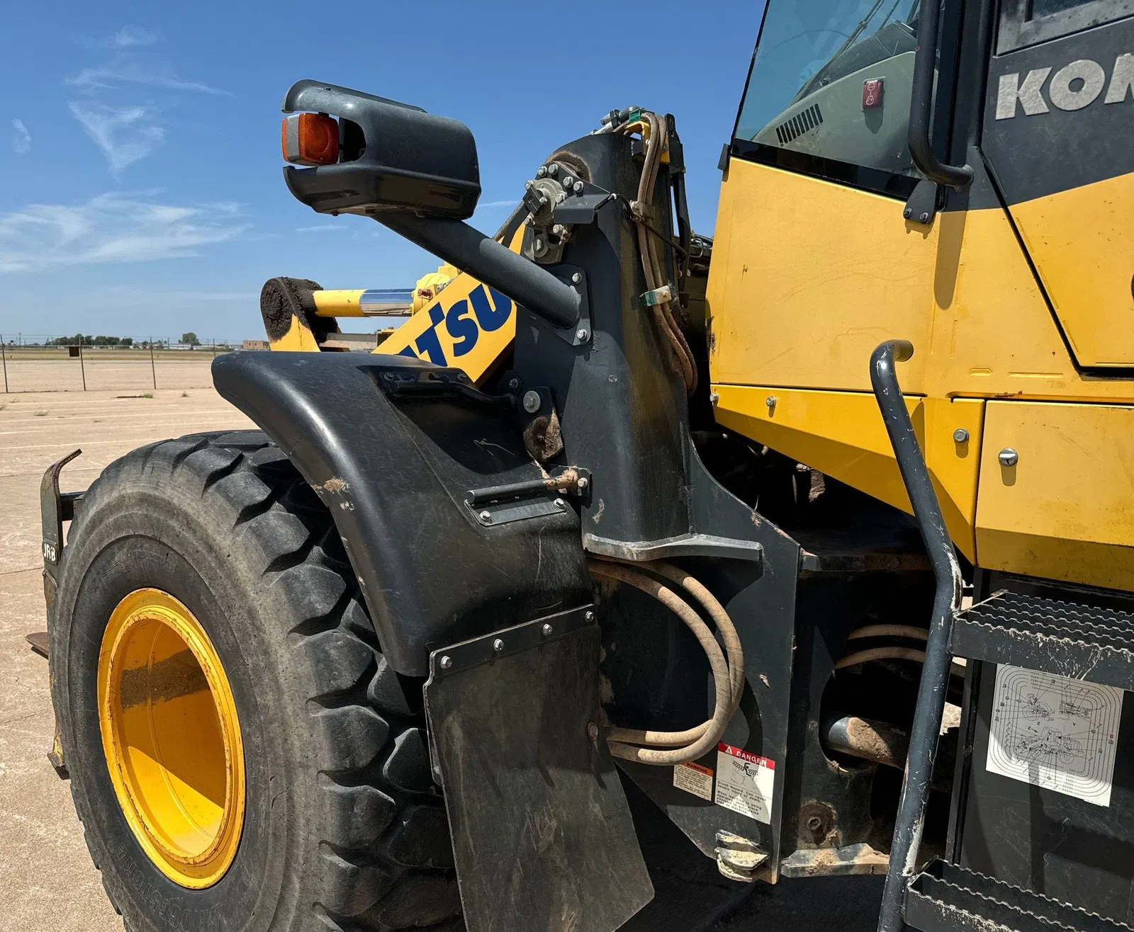 2014 Komatsu WA270-7