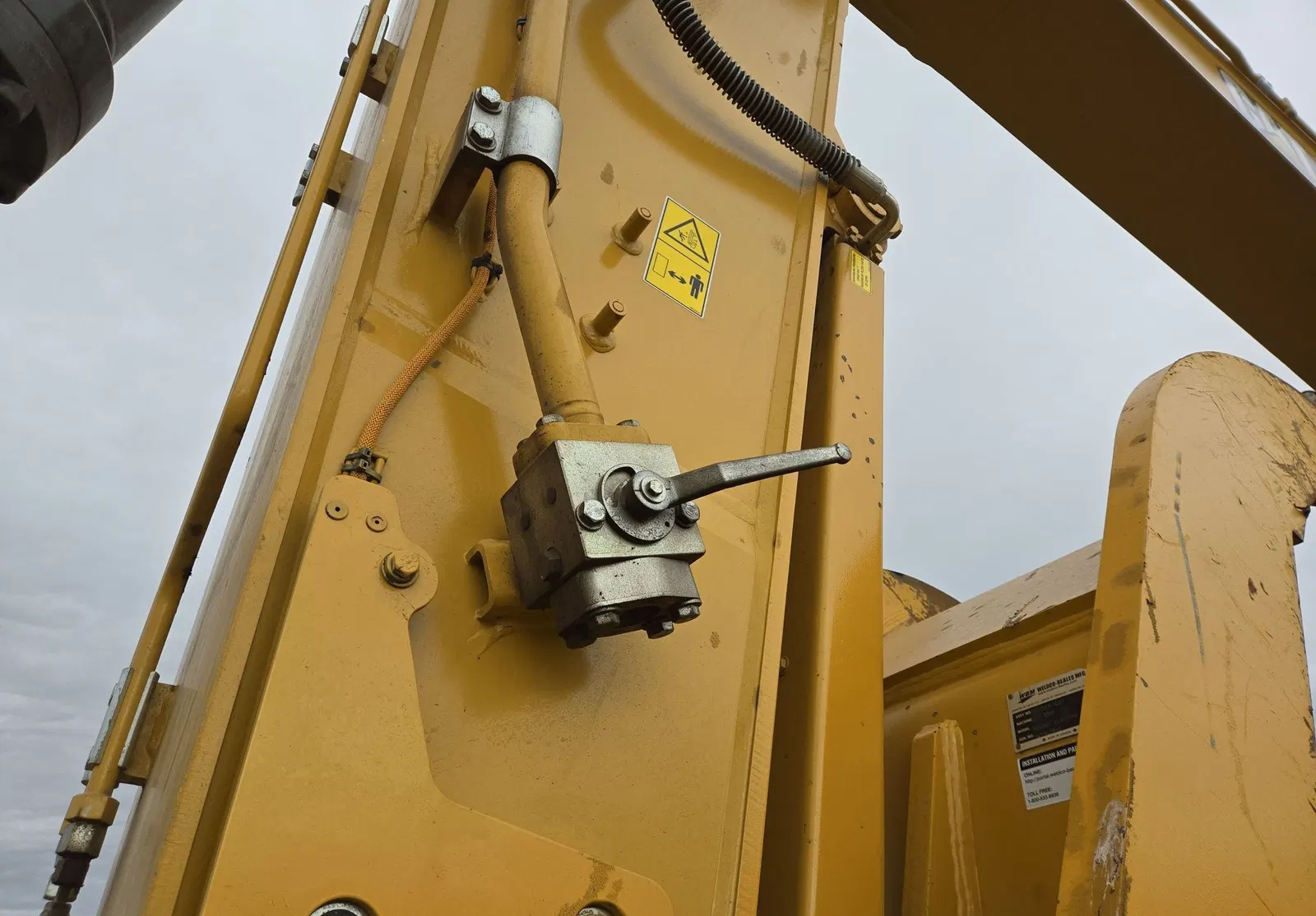 2023 Caterpillar 336