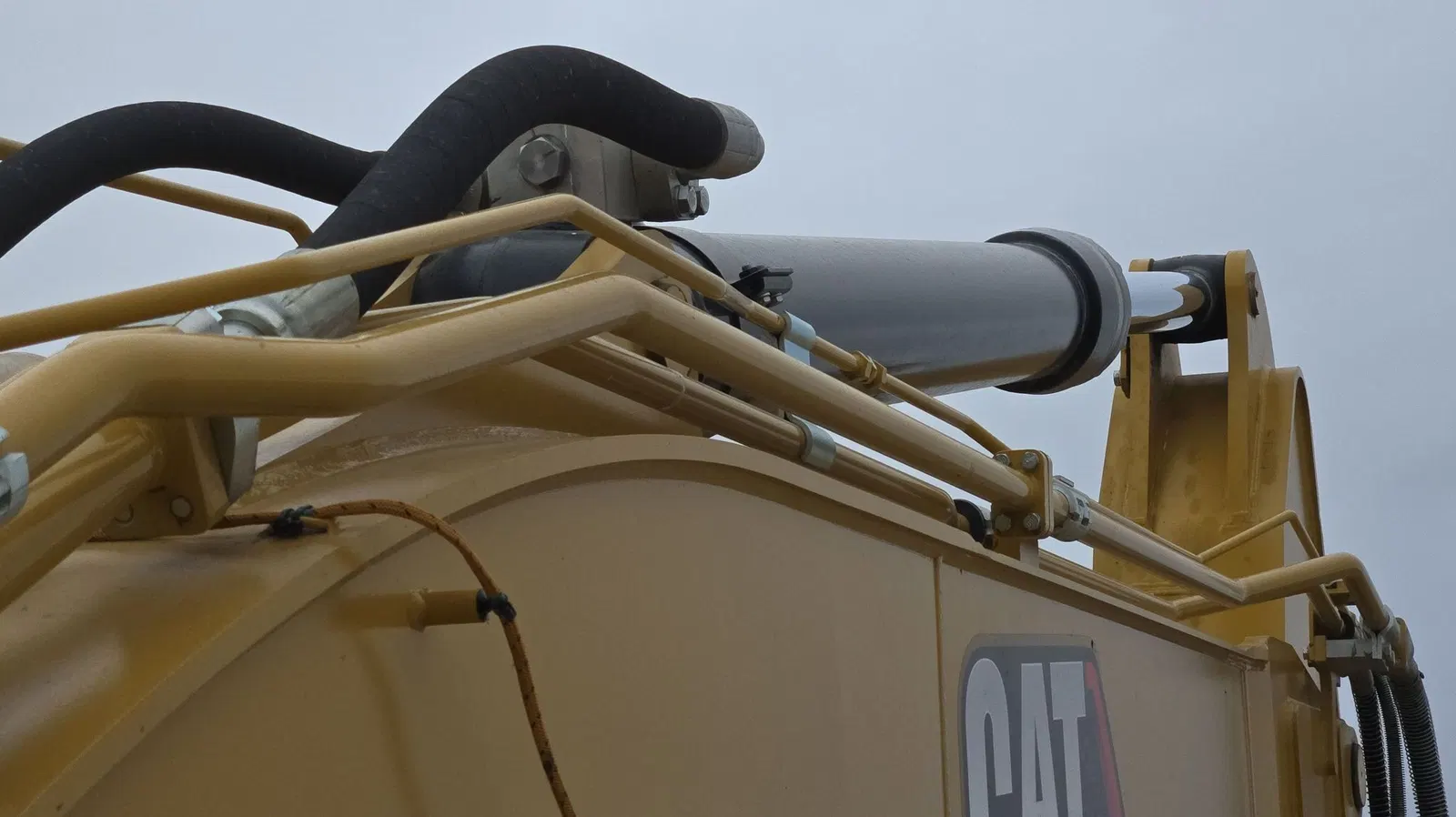 2023 Caterpillar 336